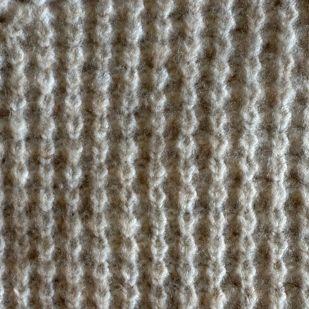 Jessica Simpson sweater tank / M